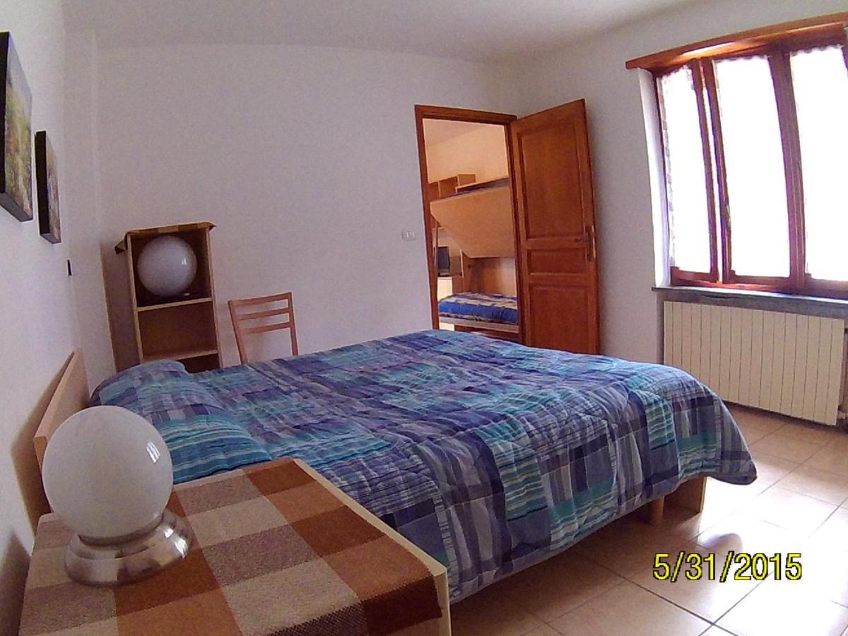 Aparthotel Residenza La Ruina Fenestrelle Pokoj fotografie